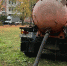 Вечное болото разлилось во дворе Йошкар-Олы из-за сломанной трубы - Pg12.Ru