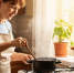 Проверила - вкуснее нет: варенье из черной смородины по старинному рецепту. Перетертая смородина - не то, пятиминутка - тоже не то - Pg12.Ru