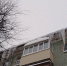 В Йошкар-Оле дети каждый день ходят под опасными глыбами льда у своего дома: прокуратура начала проверку - Pg12.Ru