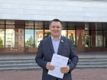 Алексей Шерстобитов сдал документы на регистрацию кандидатом в Госдуму